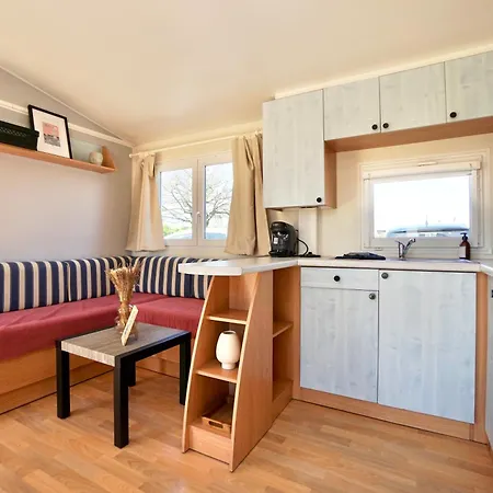 Appartement Flores - 50m De La - Parking