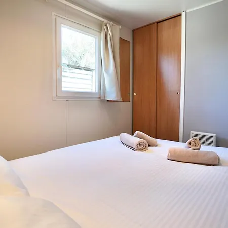 Appartement Flores - 50m De La - Parking
